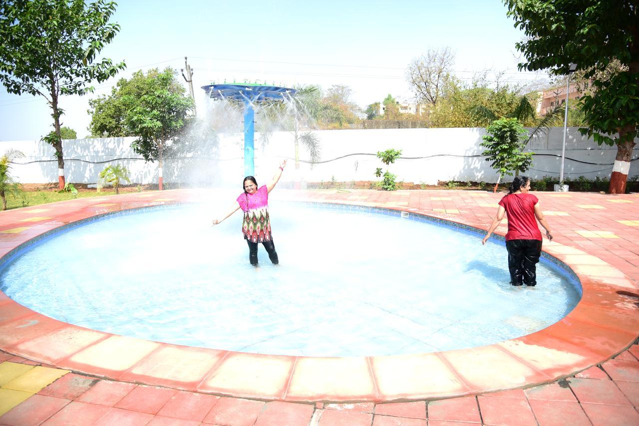סילבאסה River Touch Resort מראה חיצוני תמונה